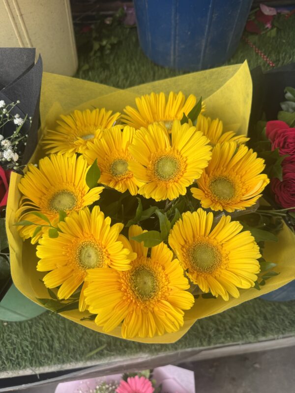 Yellow Gerbera bouquet